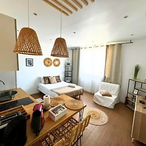 Appartement Deco Blancarde 2-3 Pers Terrasse Parking Clim, Marseilles