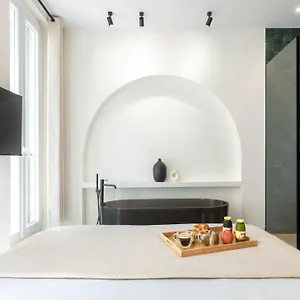 Hotel Mouchki