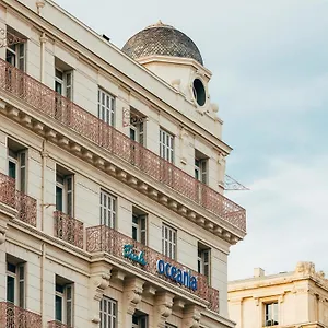 Escale Oceania Vieux Port Marsilya