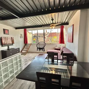 Appartamento Le Panier - Joli Duplex Centre Historique Avec Grande Terrasse Et Balneo Proche Vieux Port, Marsiglia